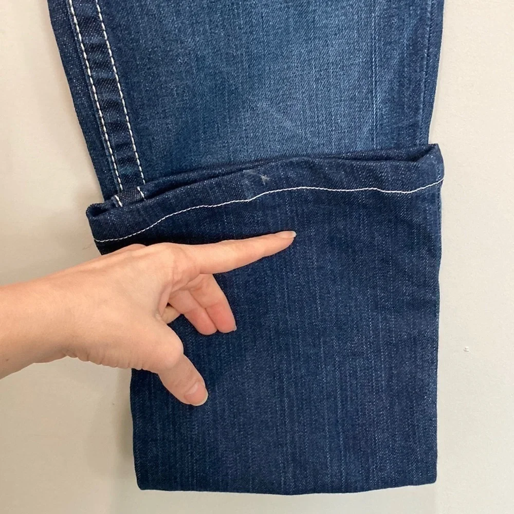 TRUE Religion Low Rise, Slim Straight Jean 27 - Picture 9 of 13
